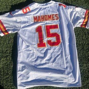 100% Authentic Men's Kansas City Chiefs Patrick Mahomes #15 White Vapor Limited